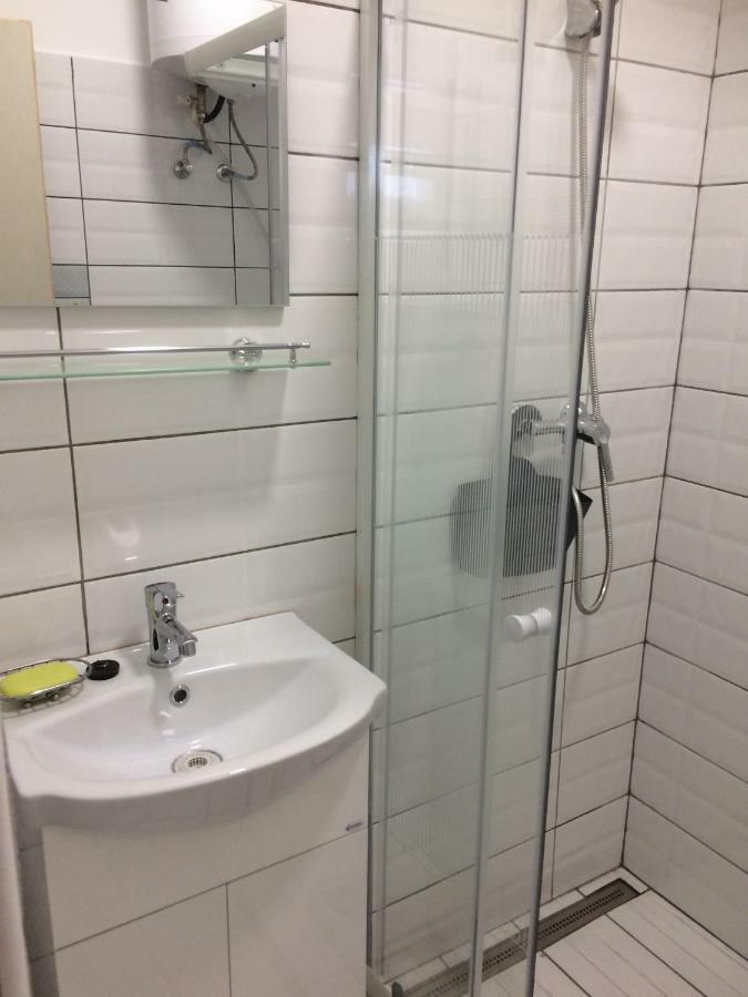 Teraszos Haz Hotel Balatonlelle Buitenkant foto