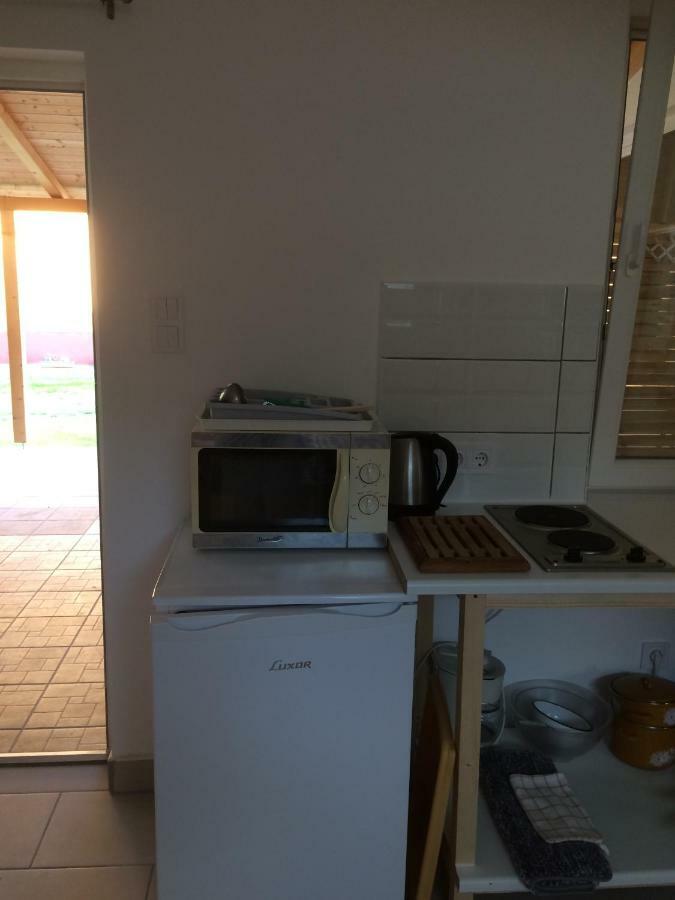 Teraszos Haz Hotel Balatonlelle Buitenkant foto